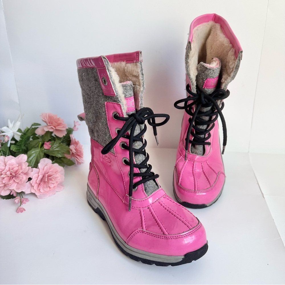 UGG Butte II Waterproof Pink Azalea Patent Leather Lace Up Girls Boots